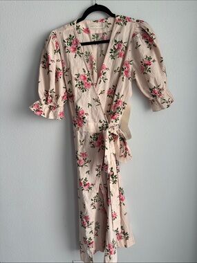 HAPPY NATURE NWT Floral Wrap Midi Dress in Blush Pink.. only one posh 😄